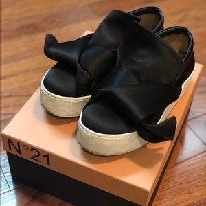 Nº21 SHOES- sneakers with bow (size EU 36)